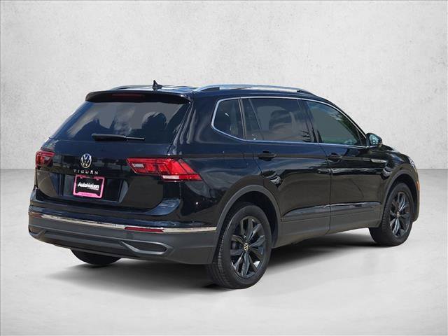 Used 2024 Volkswagen Tiguan SE FWD image 5