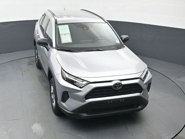 Certified 2025 Toyota RAV4 LE AWD/4WD image 40