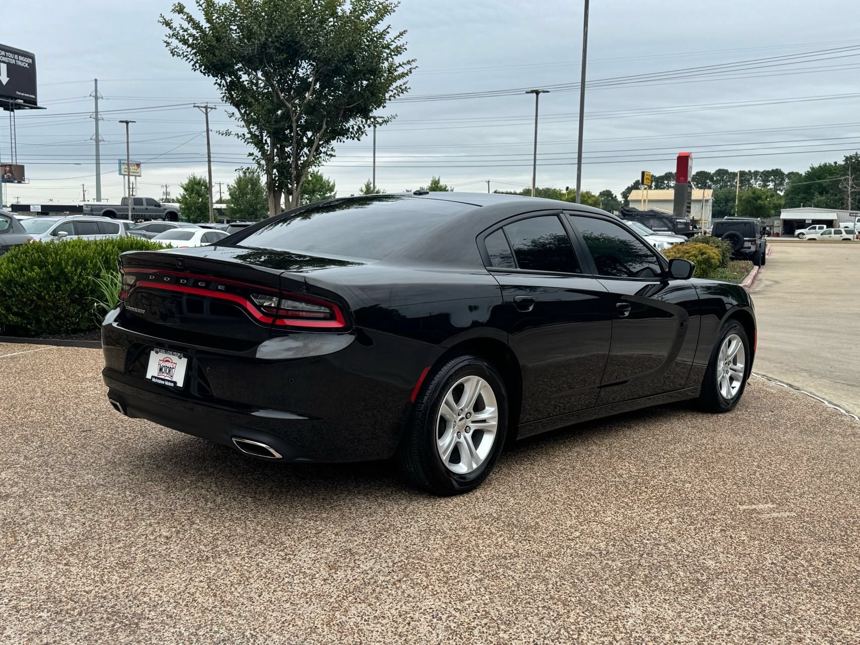 Used 2021 Dodge Charger SXT RWD image 8