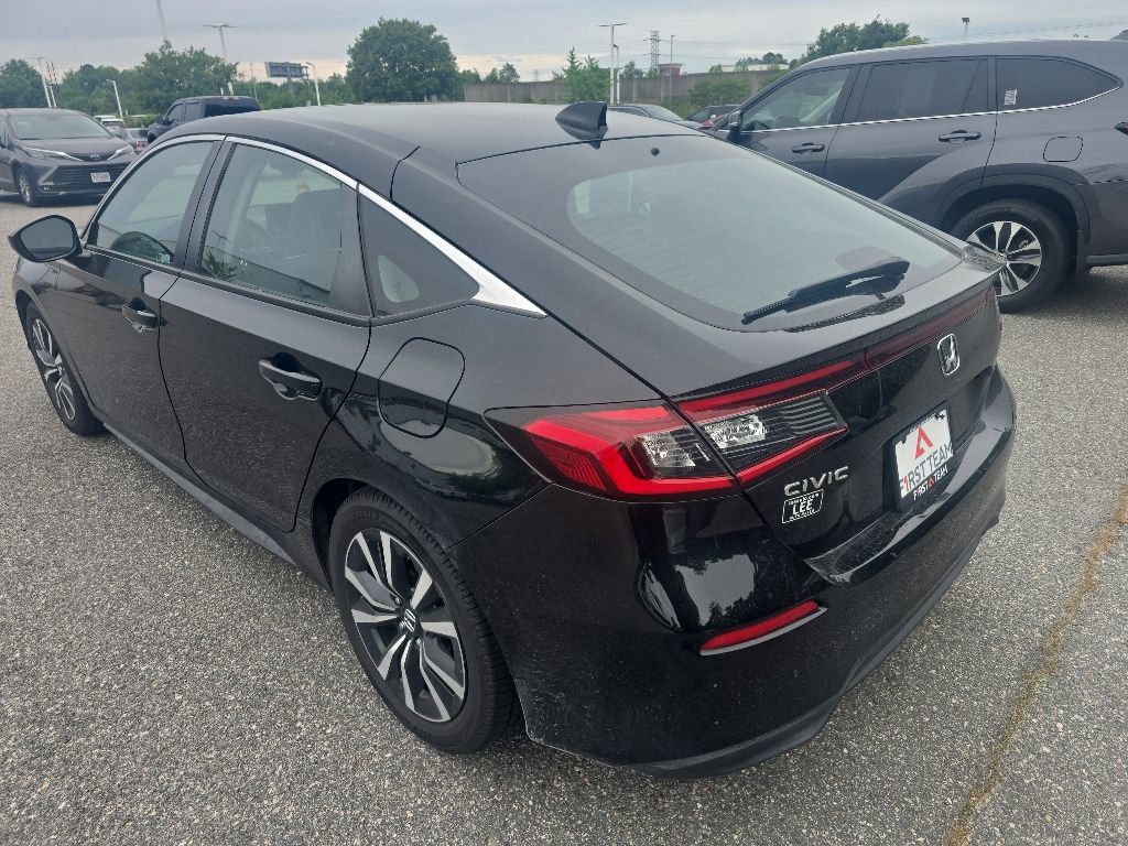 Used 2022 Honda Civic EX-L image 7