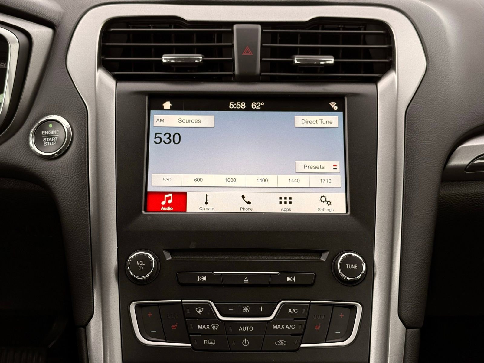 Used 2018 Ford Fusion Energi SE image 35