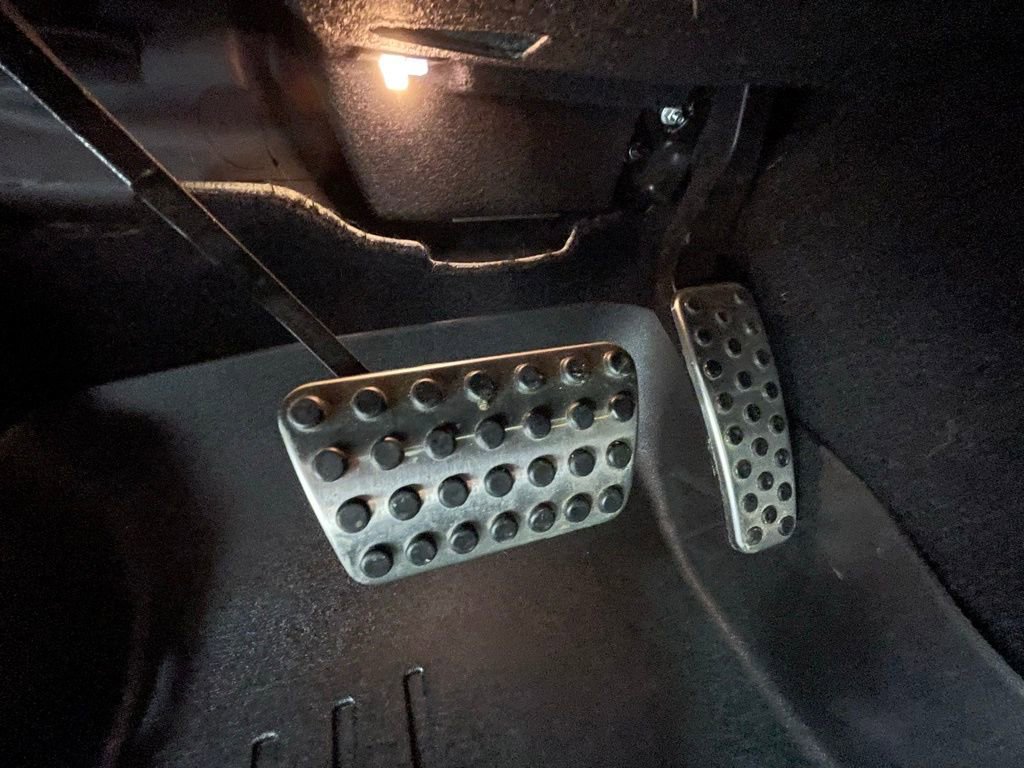 Used 2023 Dodge Challenger SRT Hellcat w/ Driver Convenience Group image 15