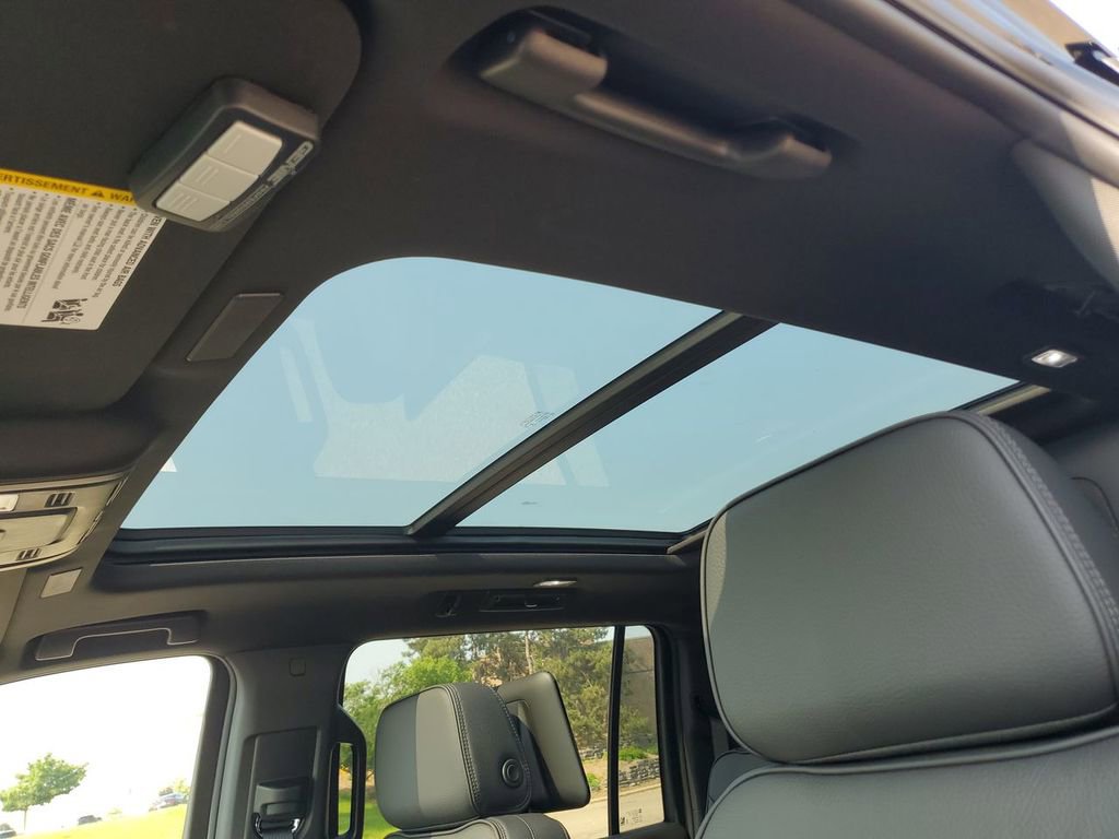 New 2025 GMC Yukon XL Denali w/ Denali Reserve Package image 20