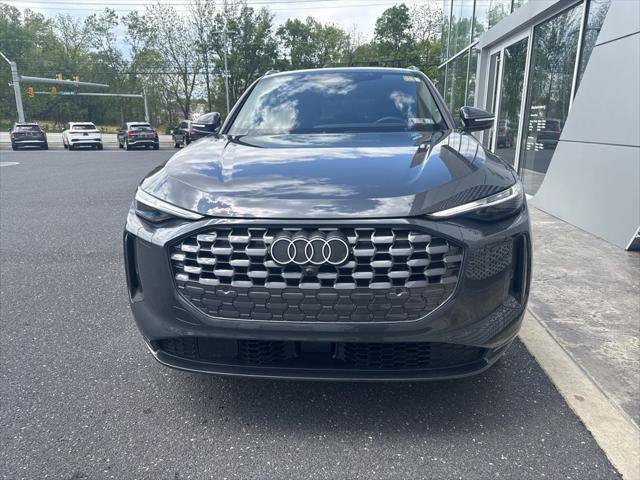 Used 2025 Audi Q5 Premium Plus w/ Premium Plus AWD/4WD image 34