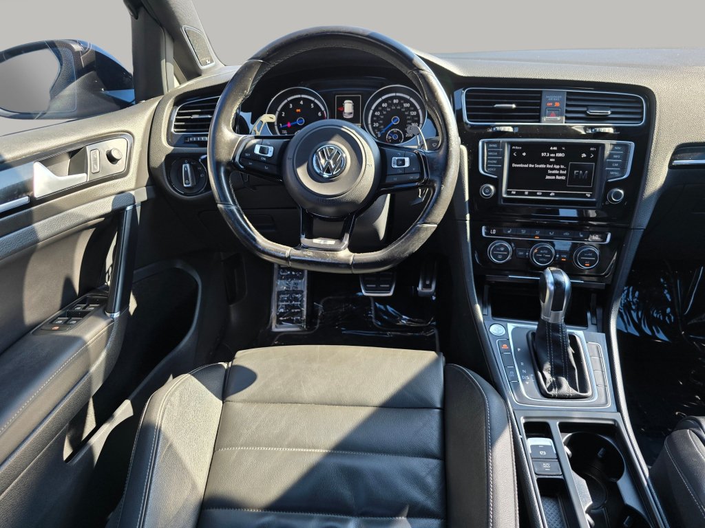 Used 2016 Volkswagen Golf R 4-Door AWD/4WD image 3