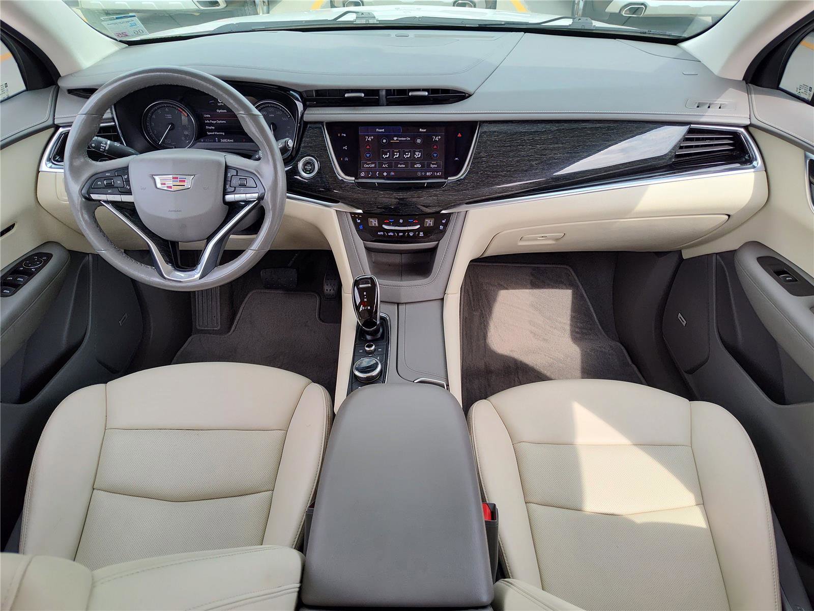 Used 2022 Cadillac XT6 Premium Luxury w/ Technology Package image 23