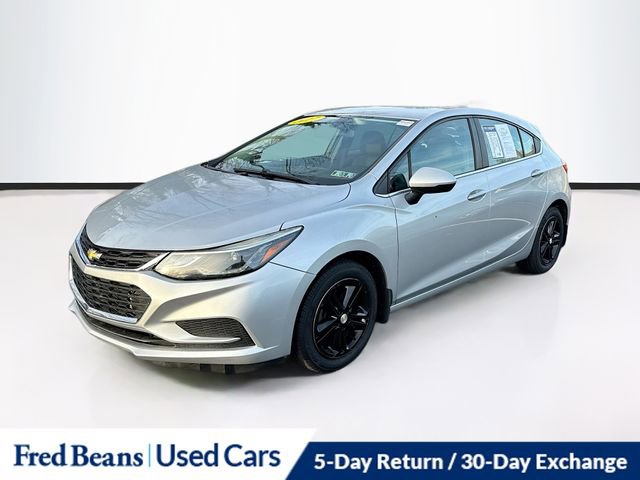 Used 2017 Chevrolet Cruze LT image 3