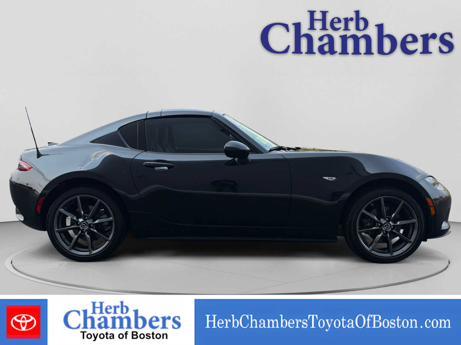 Used 2018 MAZDA MX-5 Miata RF Grand Touring RWD image 11