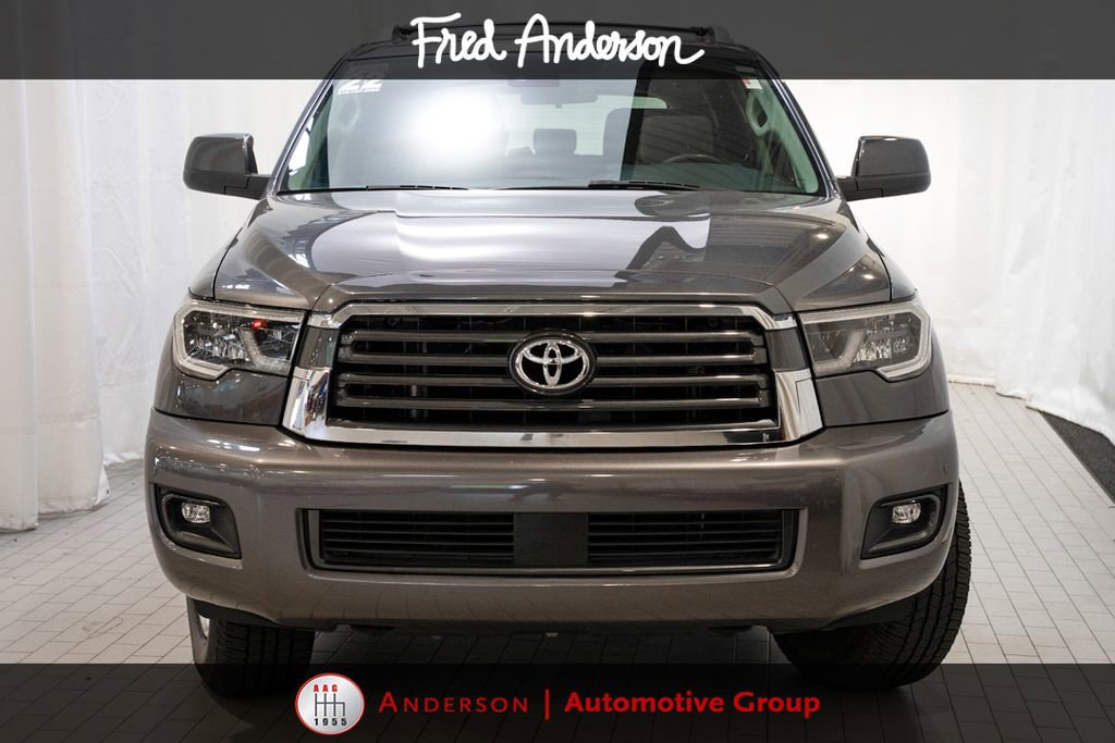 Used 2022 Toyota Sequoia SR5 AWD/4WD image 2