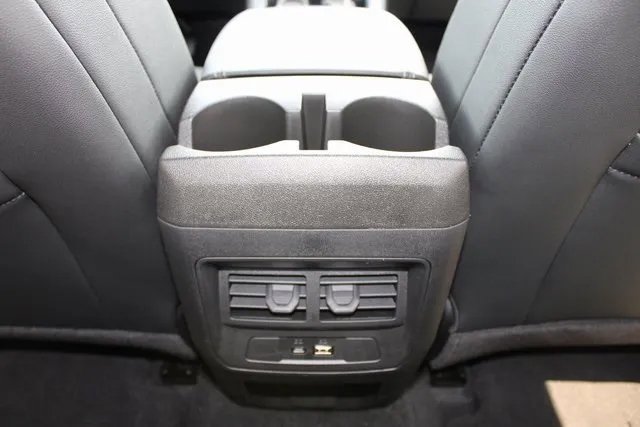 New 2025 GMC Canyon Elevation w/ Convenience Package image 19