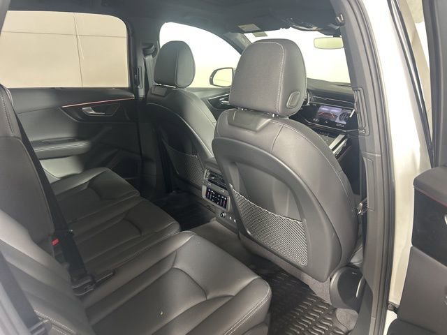 New 2026 Audi Q7 3.0T Premium Plus image 12
