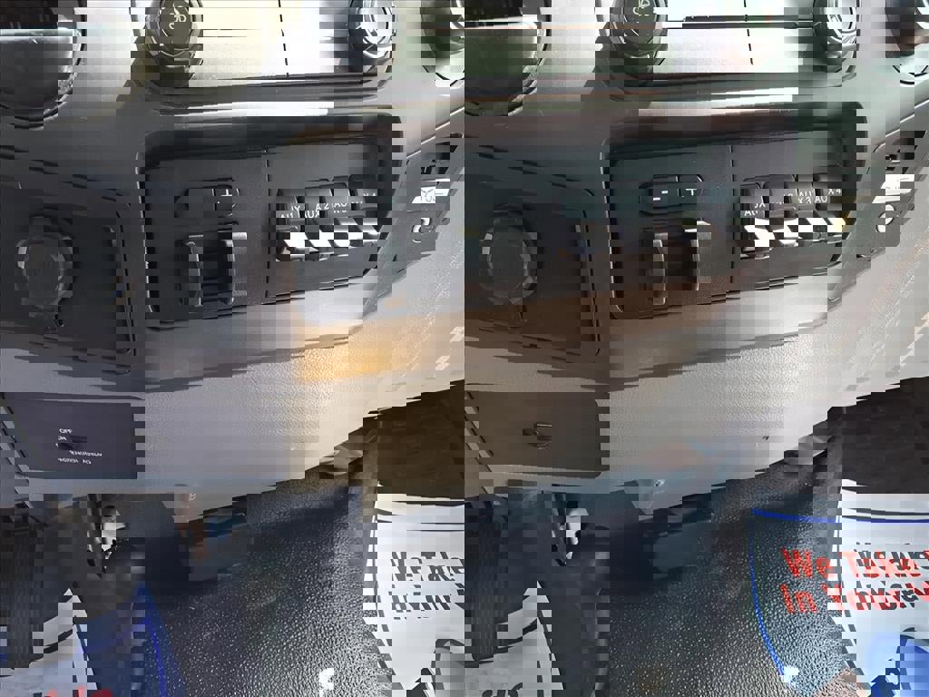 Used 2016 Ford F450 XL w/ Power Equipment Group image 11