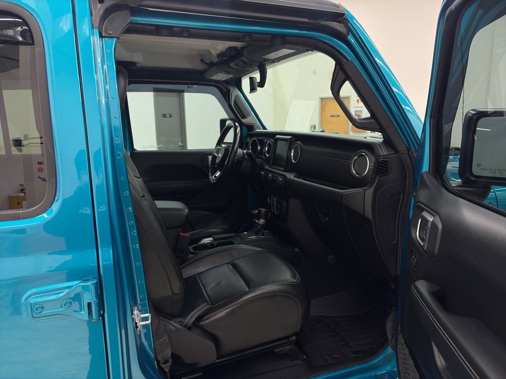 Used 2020 Jeep Wrangler Unlimited Sahara w/ Uconnect 4C Nav & Sound Group image 19