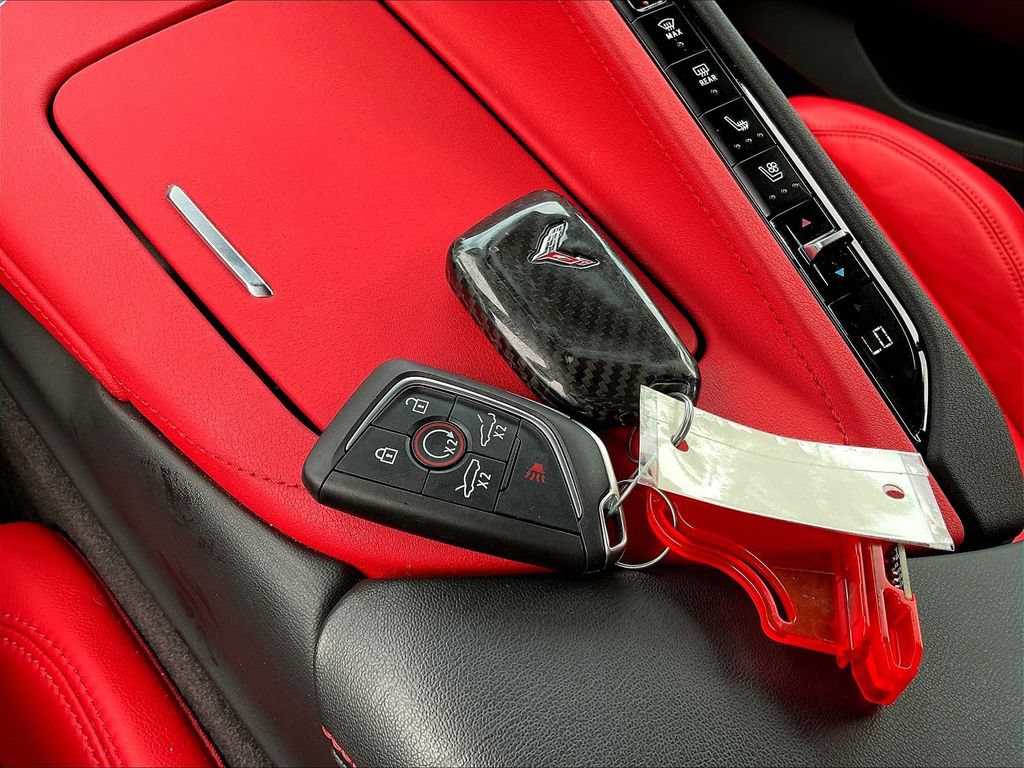 Used 2024 Chevrolet Corvette Stingray Preferred Cpe w/ Z51 Performance Package RWD image 25