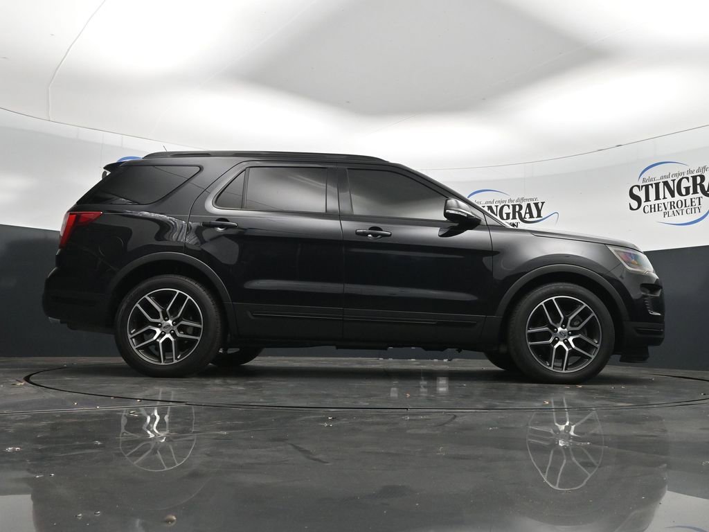 Used 2019 Ford Explorer Sport w/ Equipment Group 401A AWD/4WD image 33