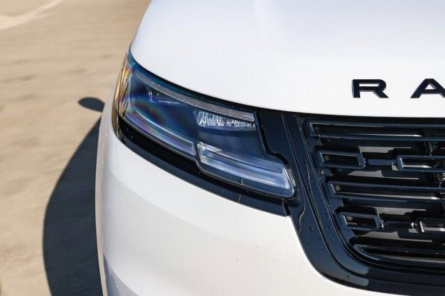 New 2026 Land Rover Range Rover Velar Dynamic SE image 10