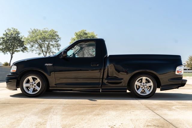 Used 2004 Ford F150 Lightning image 5