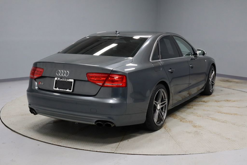 Used 2013 Audi S8 4.0T w/ Driver Assistance Pkg image 12