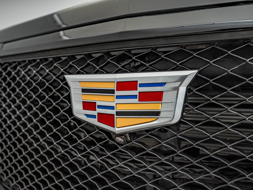 Used 2024 Cadillac Escalade Sport Platinum w/ Heavy-Duty Trailer Package AWD/4WD image 12