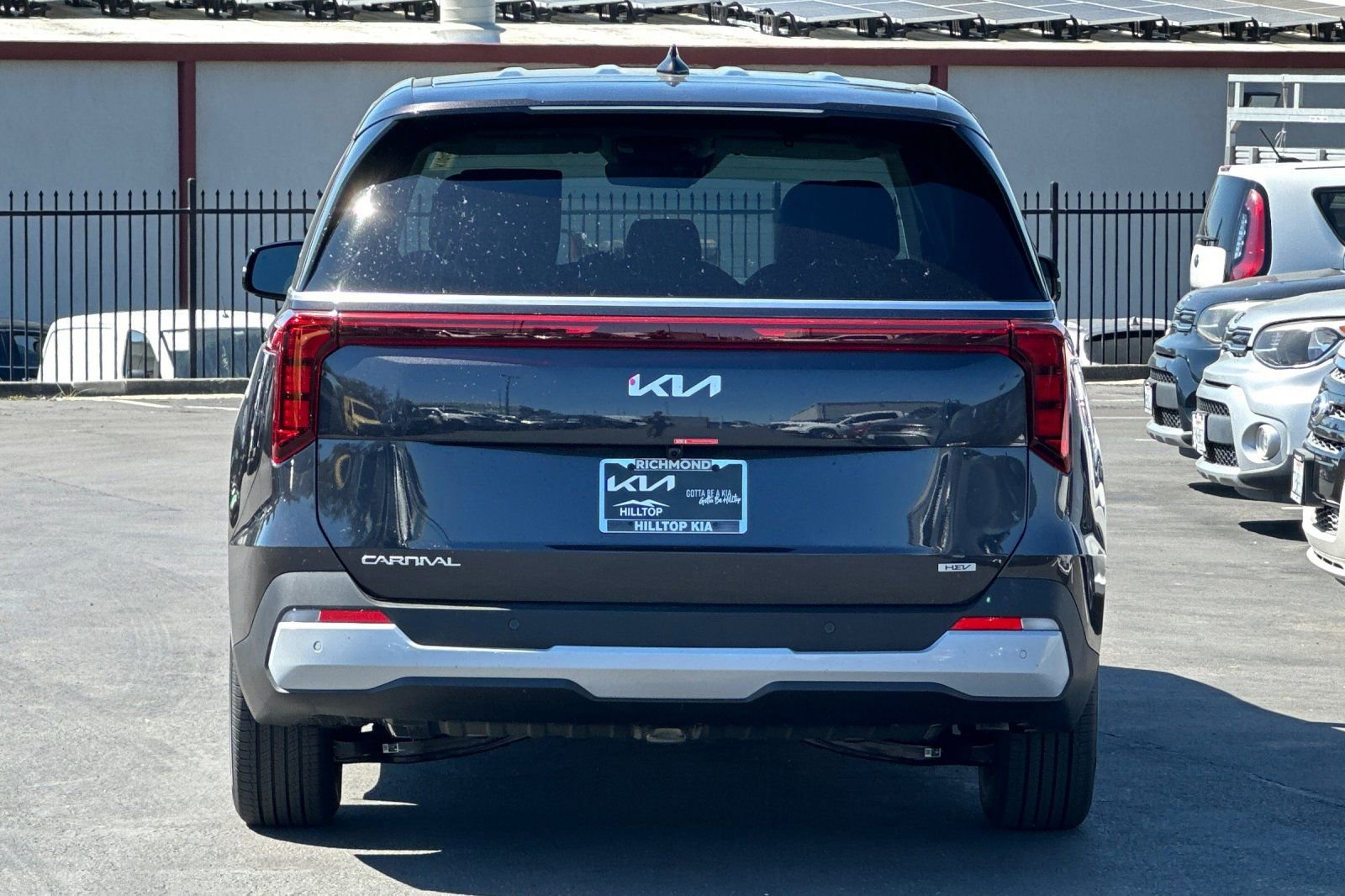 New 2026 Kia Carnival LXS image 5