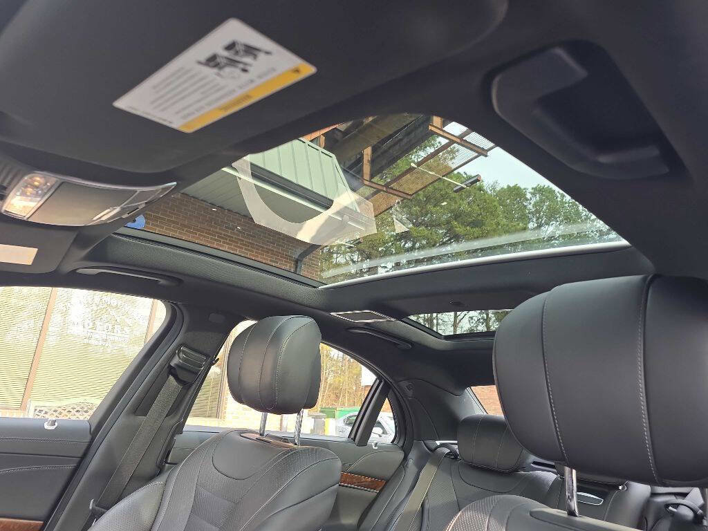 Used 2016 Mercedes-Benz S 550 S 550 4MATIC AWD 4dr Sedan image 19