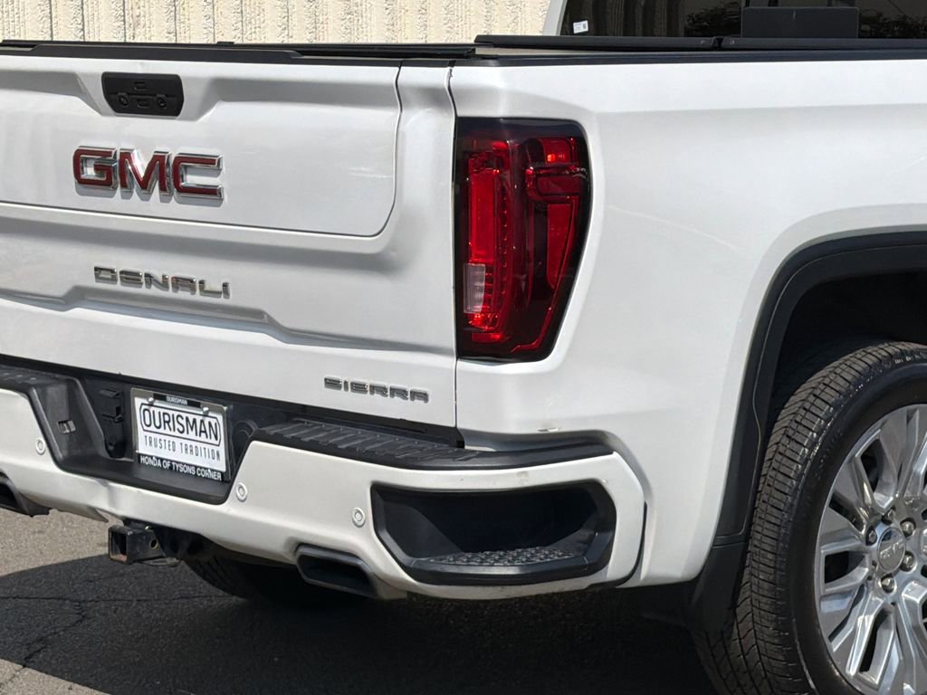 Used 2022 GMC Sierra 1500 Denali w/ Denali Premium Package AWD/4WD image 6