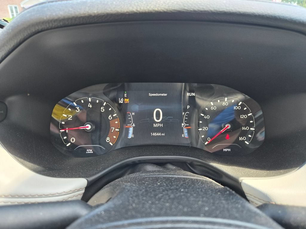Used 2023 Jeep Compass Limited w/ Sun and Sound Group AWD/4WD image 10