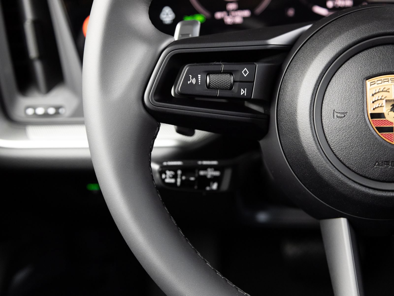 New 2026 Porsche Cayenne AWD/4WD image 15