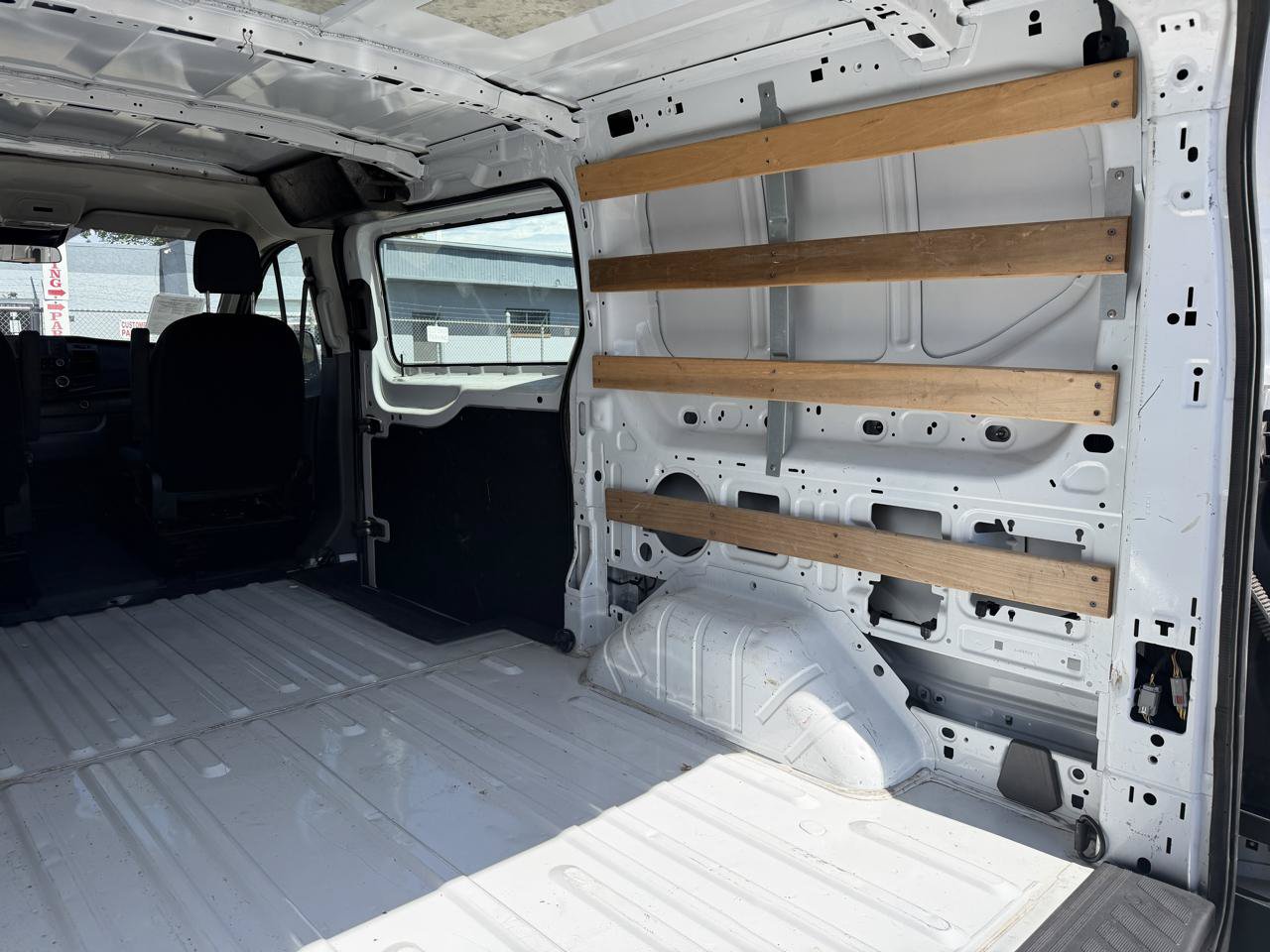 Used 2022 Ford Transit 250 Low Roof w/ Exterior Upgrade Package RWD image 26
