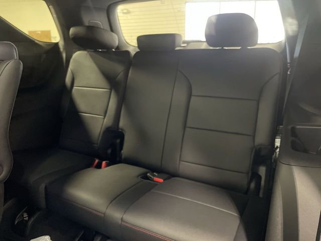 New 2026 Chevrolet Traverse RS w/ LPO, Floor Liner Package image 24