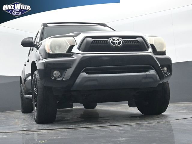 Used 2015 Toyota Tacoma PreRunner w/ SR5 Package image 18