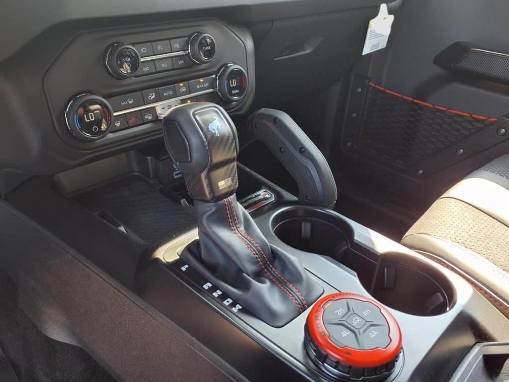 New 2025 Ford Bronco Raptor w/ Interior Carbon Fiber Pack AWD/4WD image 18
