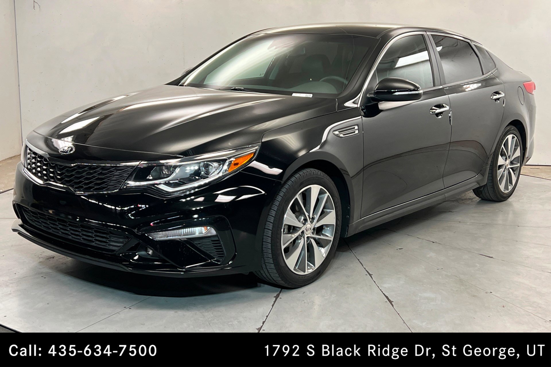 Used 2019 Kia Optima S image 1