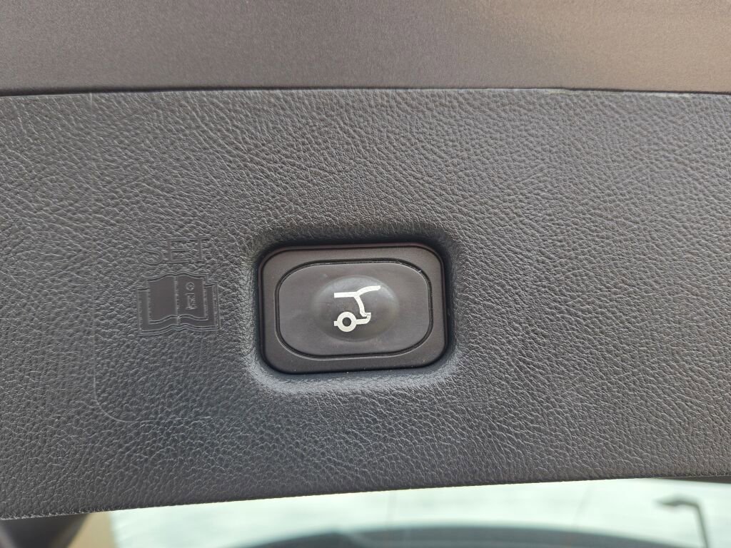 Used 2021 Lincoln Nautilus Reserve w/ Monochromatic Package image 25