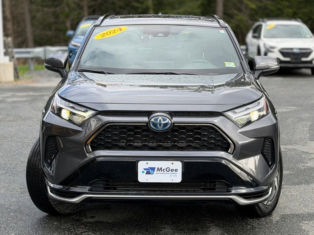 Used 2024 Toyota RAV4 SE w/ Weather & Moonroof Package image 2