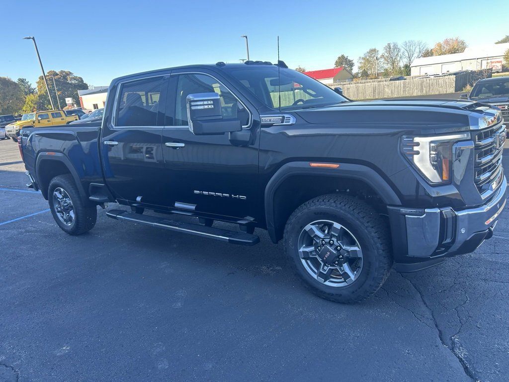 New 2026 GMC Sierra 2500 SLT w/ SLT Premium Package image 7