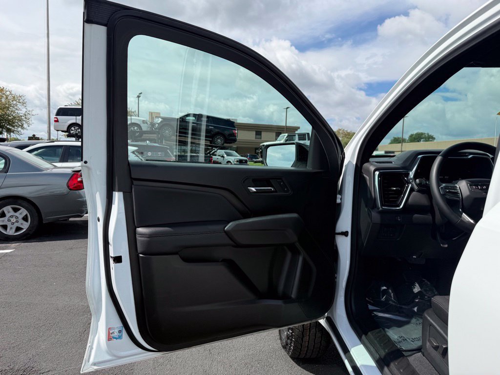 Used 2024 GMC Canyon Elevation w/ Convenience Package RWD image 19