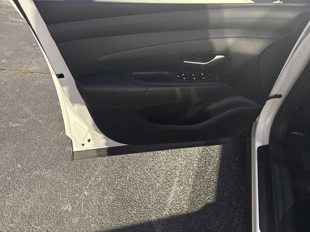 Used 2025 Hyundai Tucson SEL FWD image 10