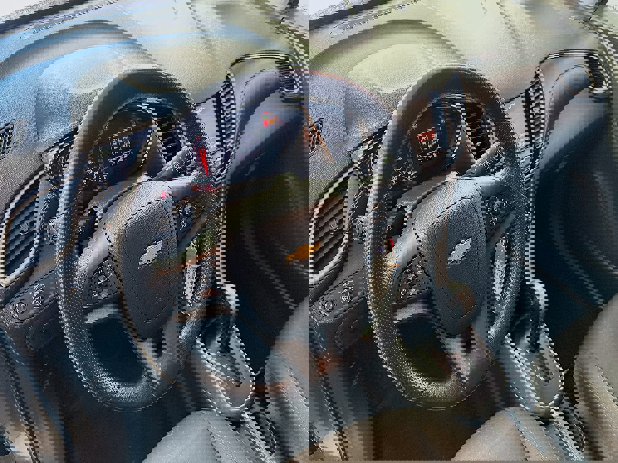 Used 2019 Chevrolet Trax LT image 11