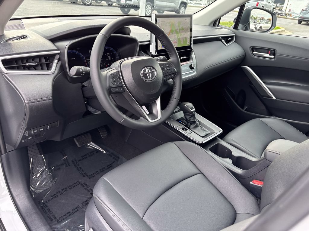 Used 2026 Toyota Corolla Cross XLE w/ Convenience Package AWD/4WD image 18