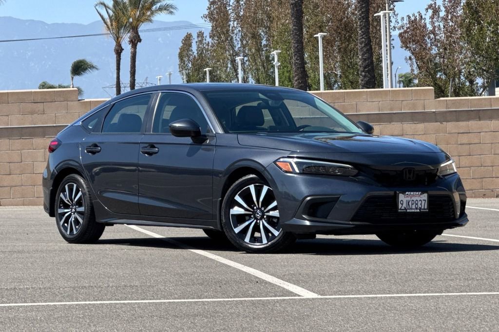 Certified 2024 Honda Civic EX-L image 2