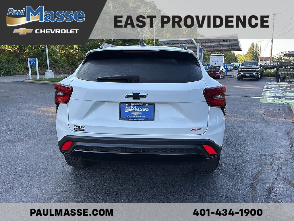 Certified 2024 Chevrolet Trax RS w/ Sunroof Package FWD image 6