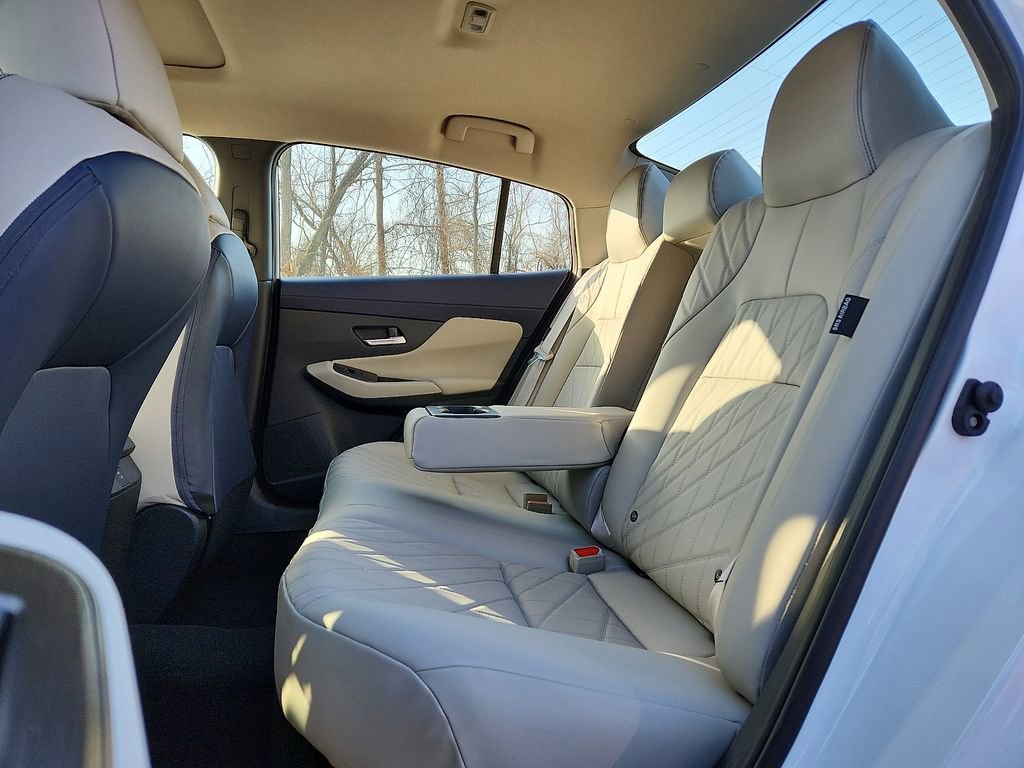 New 2026 Nissan Sentra SL w/ Floor Mat Package image 5