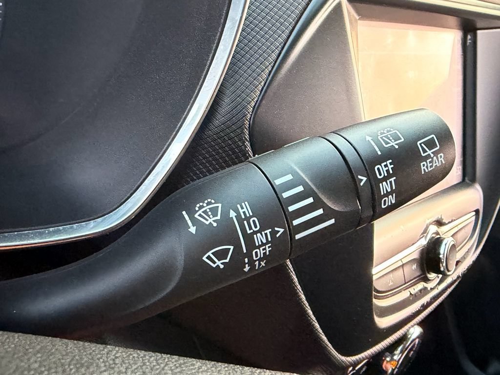 Used 2023 Chevrolet TrailBlazer LT FWD image 29