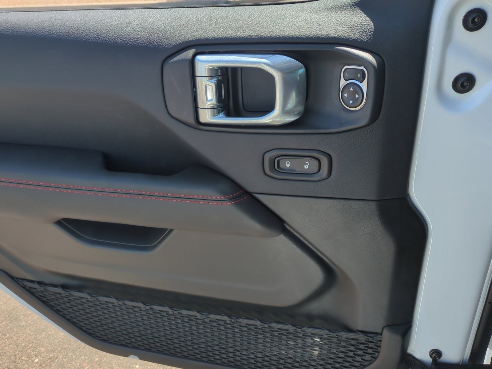 New 2026 Jeep Gladiator Rubicon AWD/4WD image 13