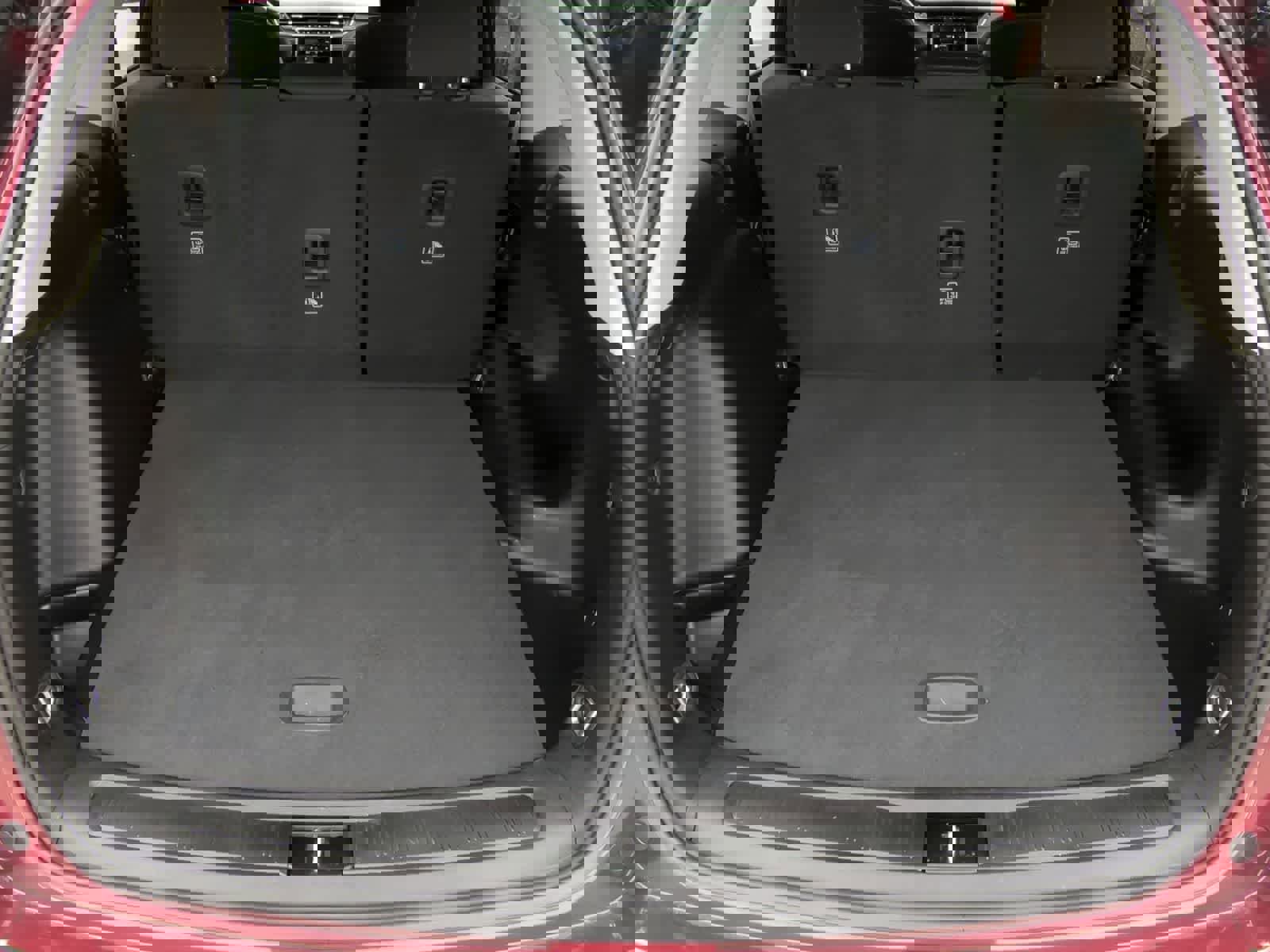 Used 2023 Jeep Grand Cherokee Laredo image 32