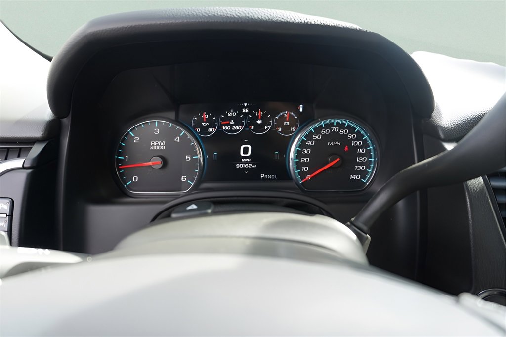 Used 2020 Chevrolet Suburban Premier w/ Premier 6.2L Value Package image 17