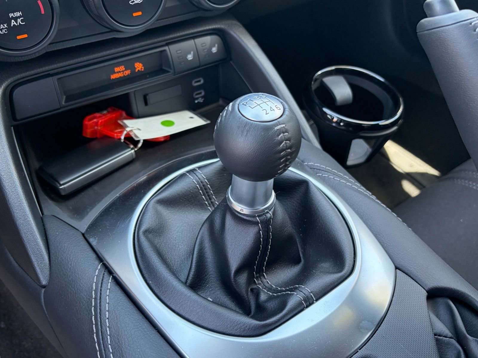 New 2026 MAZDA MX-5 Miata Club w/ Weather Package RWD image 19
