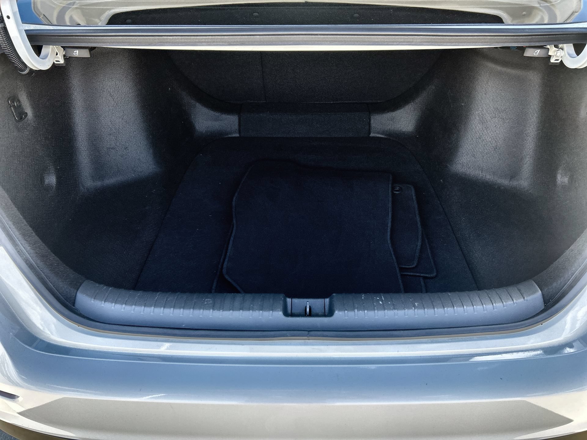 Certified 2023 Honda Accord EX image 21