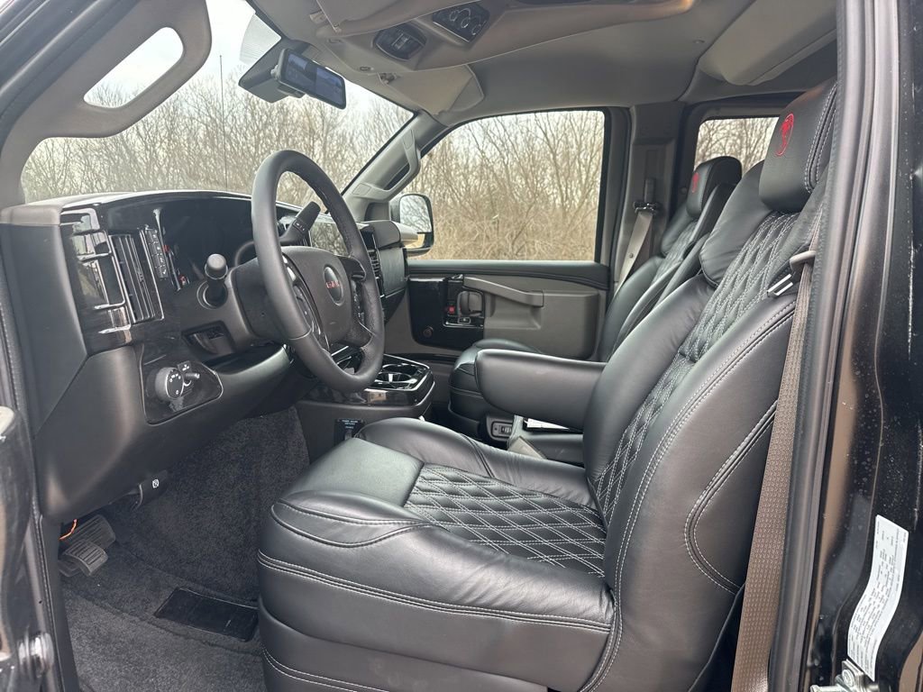 New 2025 GMC Savana 2500 Extended w/ Driver Convenience Package image 17